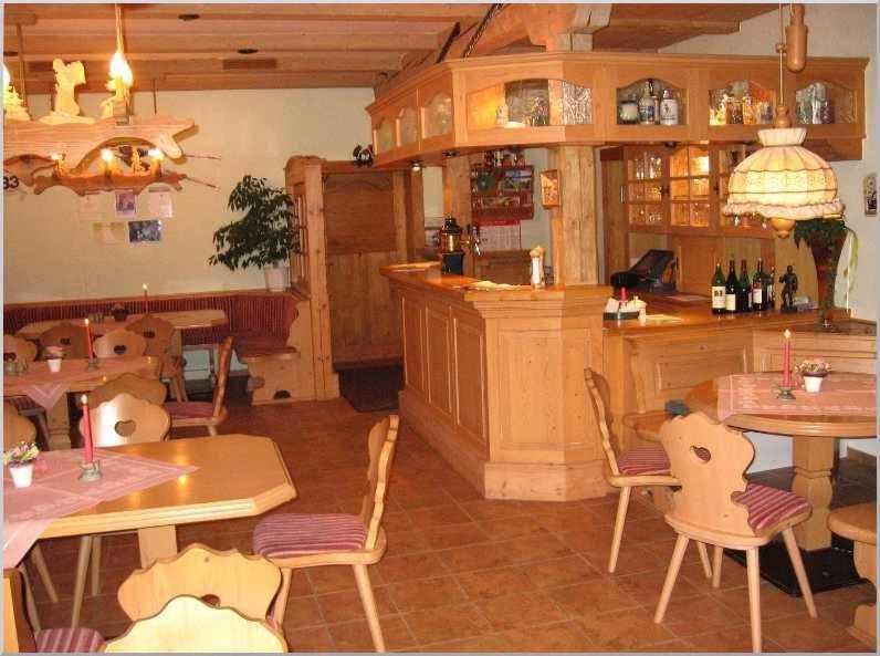 Gasthof-Pension Rotes Haus Обервиезентал Екстериор снимка